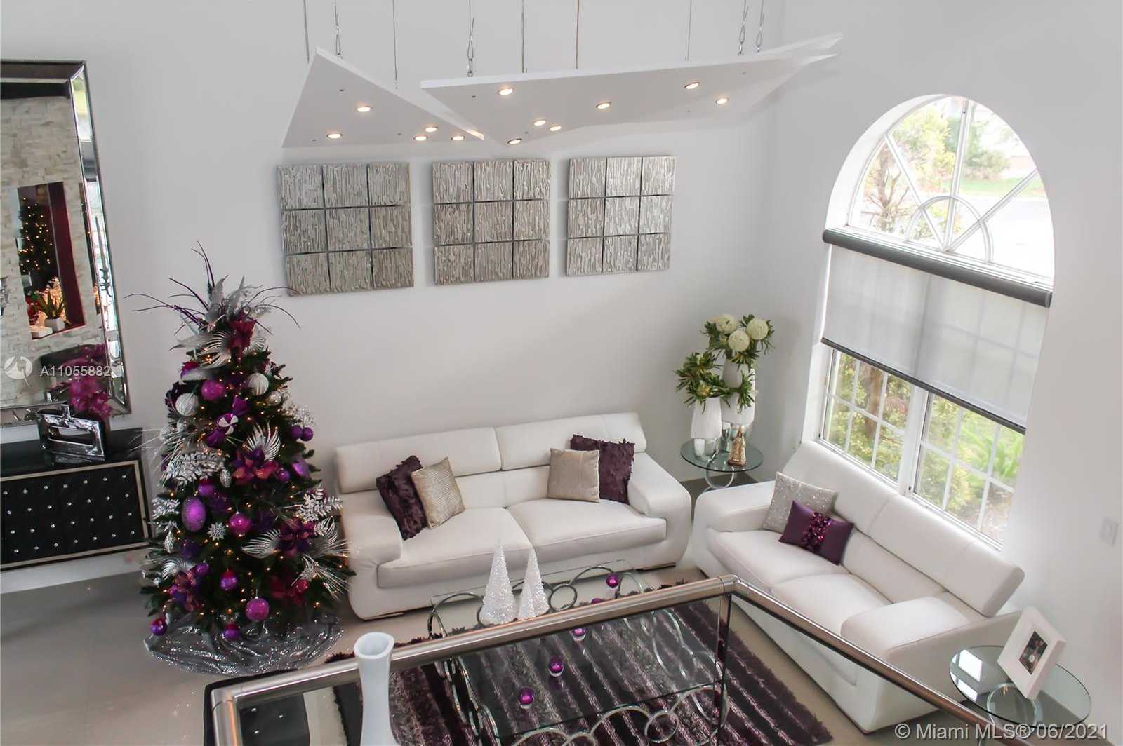 Small Image of 10933 NORTH WEST 59TH ST, Doral Number 23