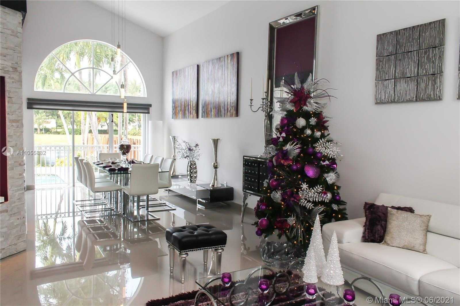 Small Image of 10933 NORTH WEST 59TH ST, Doral Number 25