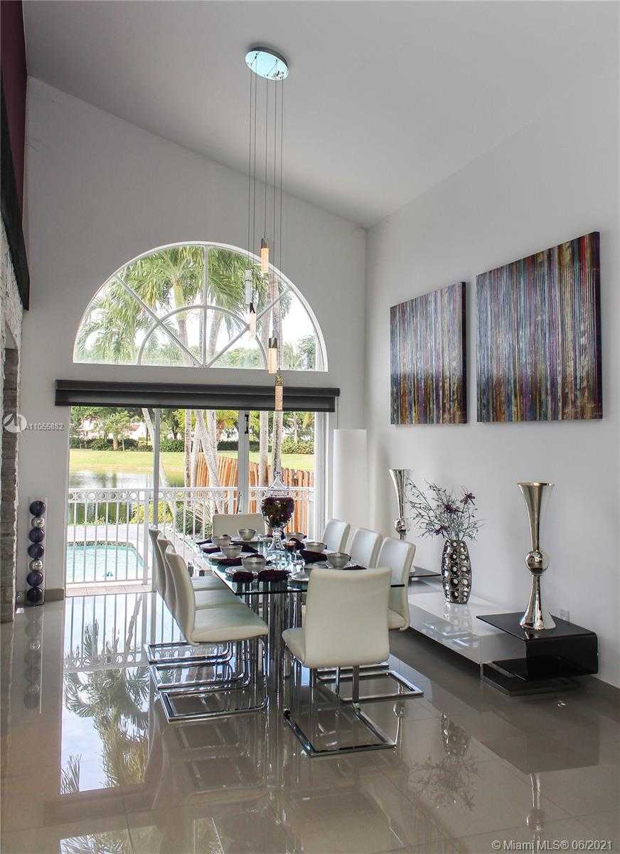 Small Image of 10933 NORTH WEST 59TH ST, Doral Number 4
