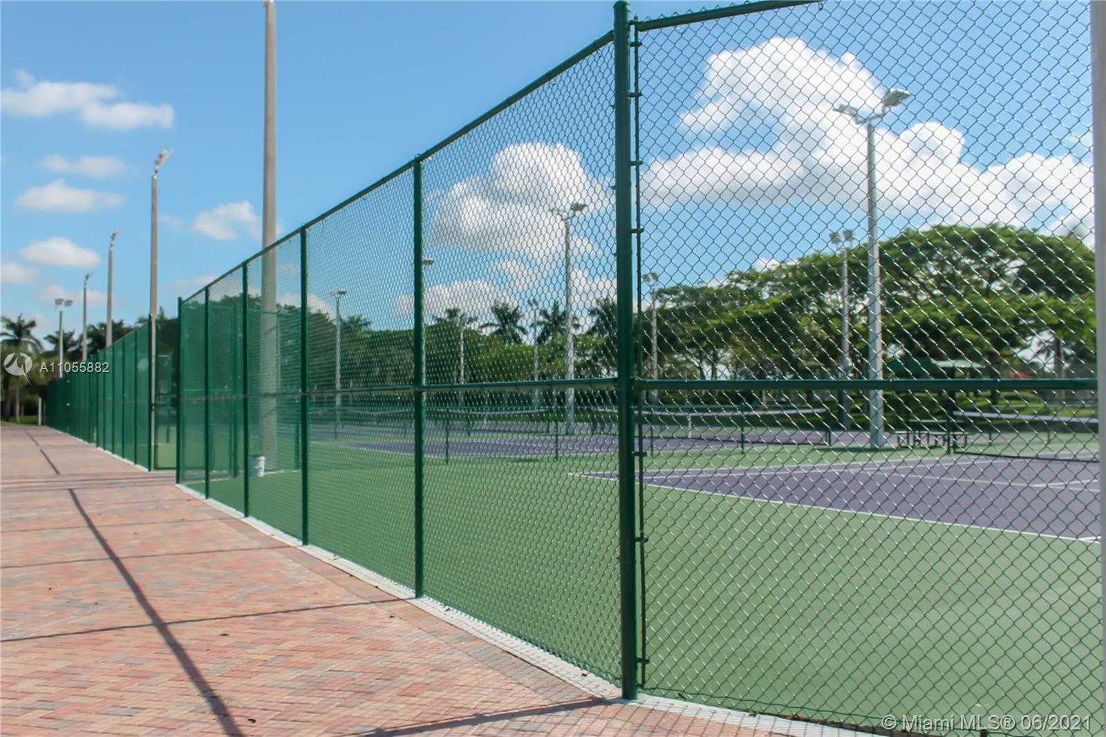 Small Image of 10933 NORTH WEST 59TH ST, Doral Number 50