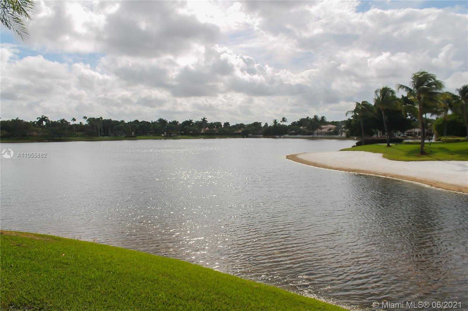 Small Image of 10933 NORTH WEST 59TH ST, Doral Number 56