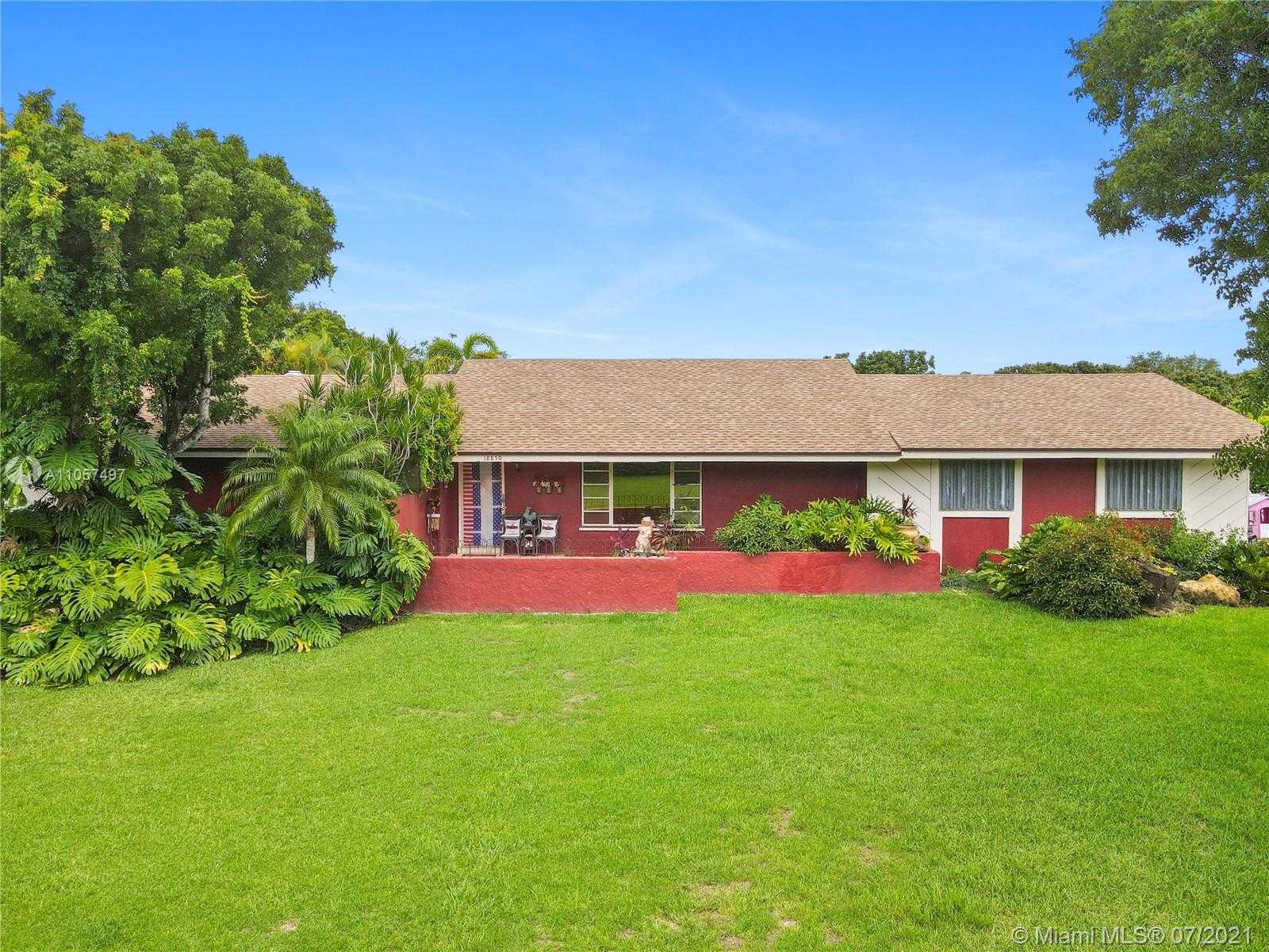Small Image of 18850 SOUTH WEST 197TH AVE, Miami Number 3