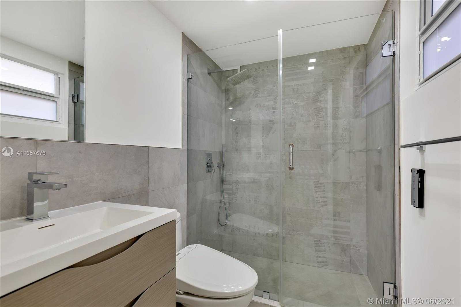 Small Image of 42 NORTH EAST 96TH ST, Miami Shores Number 22