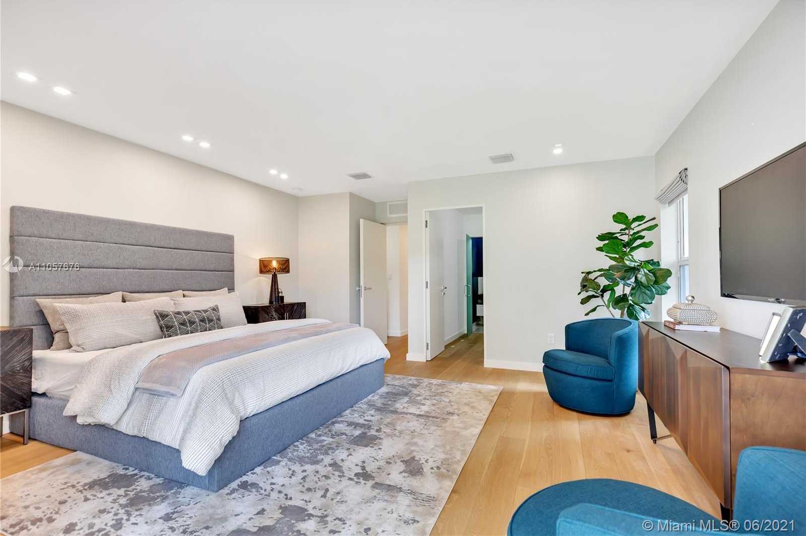 Small Image of 42 NORTH EAST 96TH ST, Miami Shores Number 25