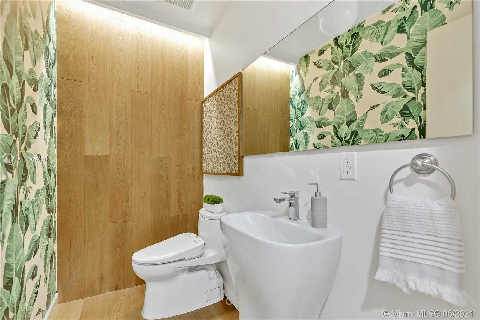 Small Image of 42 NORTH EAST 96TH ST, Miami Shores Number 26