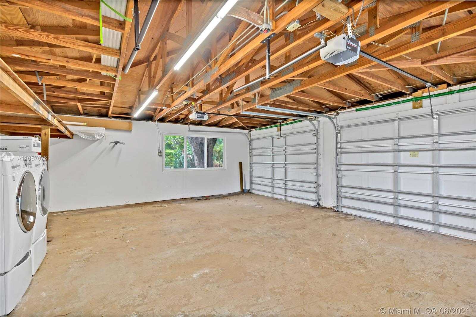Small Image of 42 NORTH EAST 96TH ST, Miami Shores Number 33