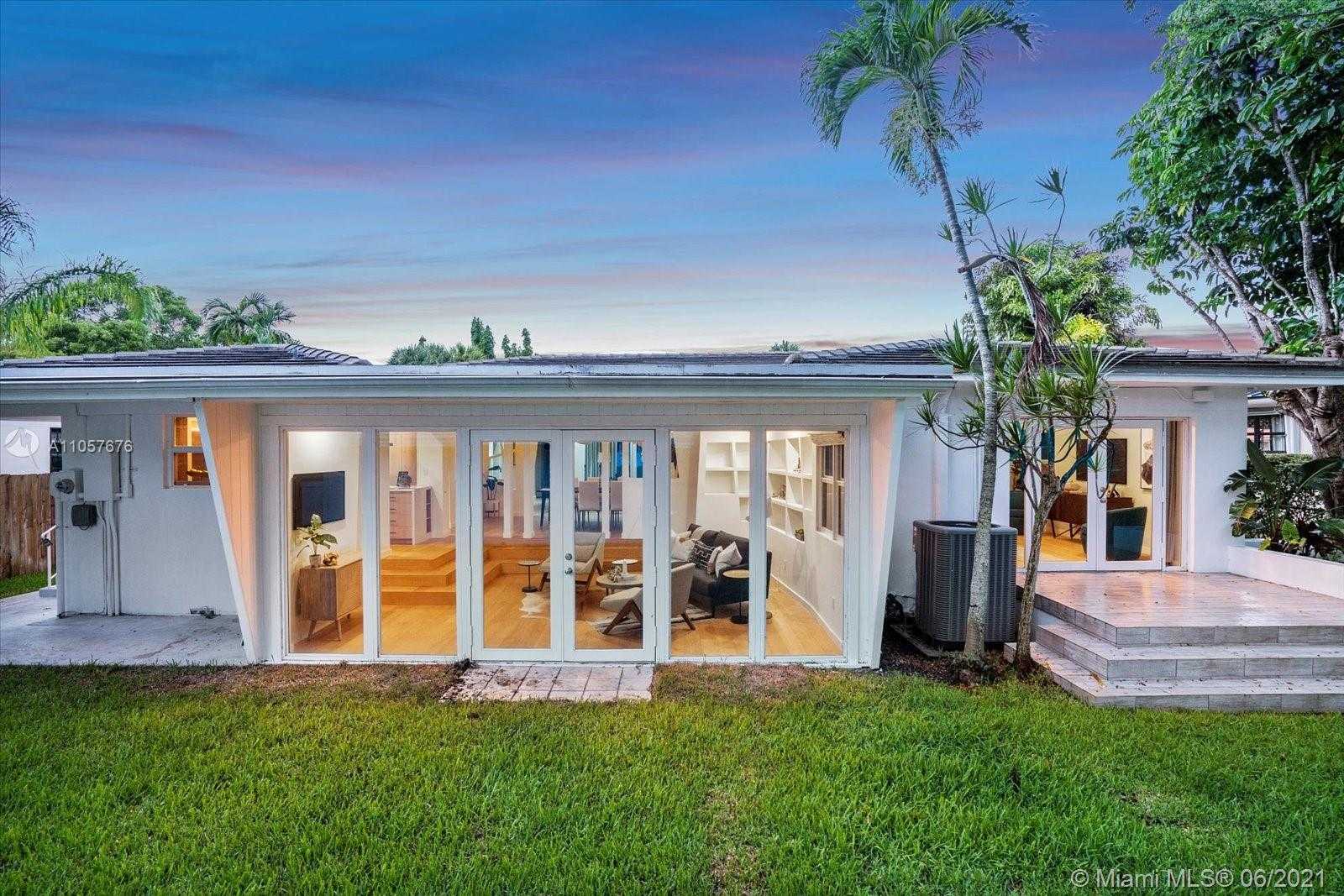 Small Image of 42 NORTH EAST 96TH ST, Miami Shores Number 36