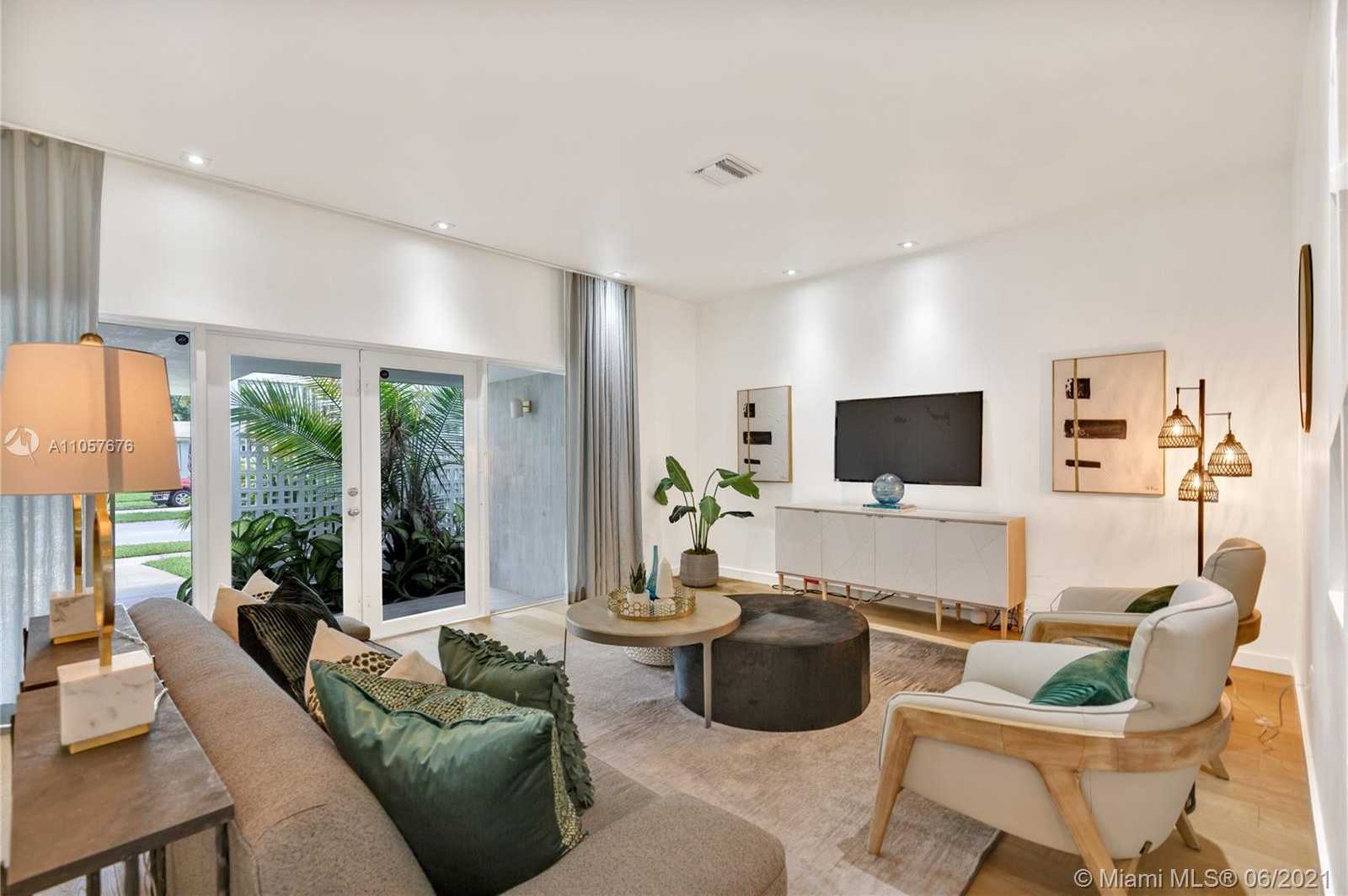 Small Image of 42 NORTH EAST 96TH ST, Miami Shores Number 8