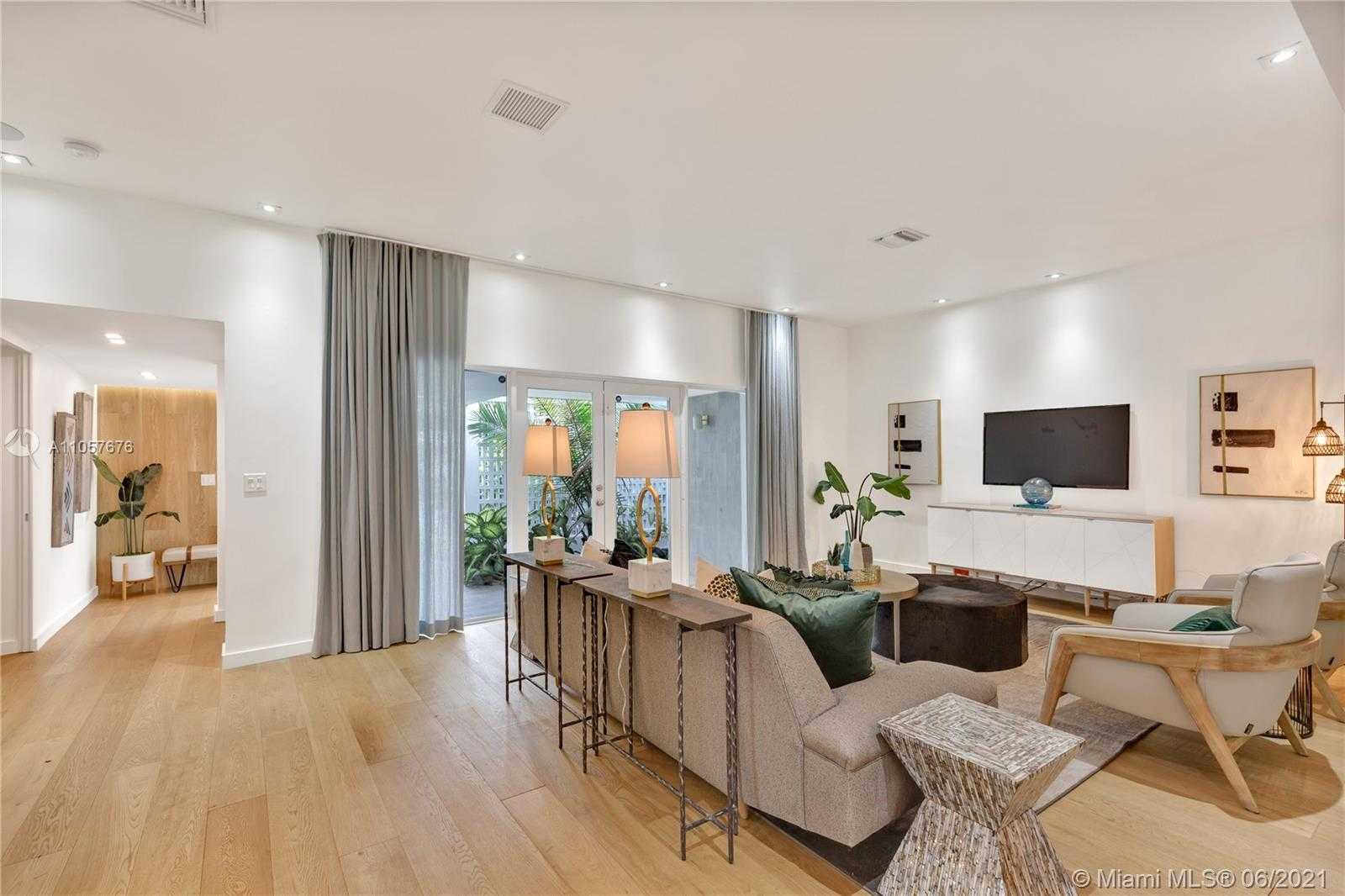 Small Image of 42 NORTH EAST 96TH ST, Miami Shores Number 9