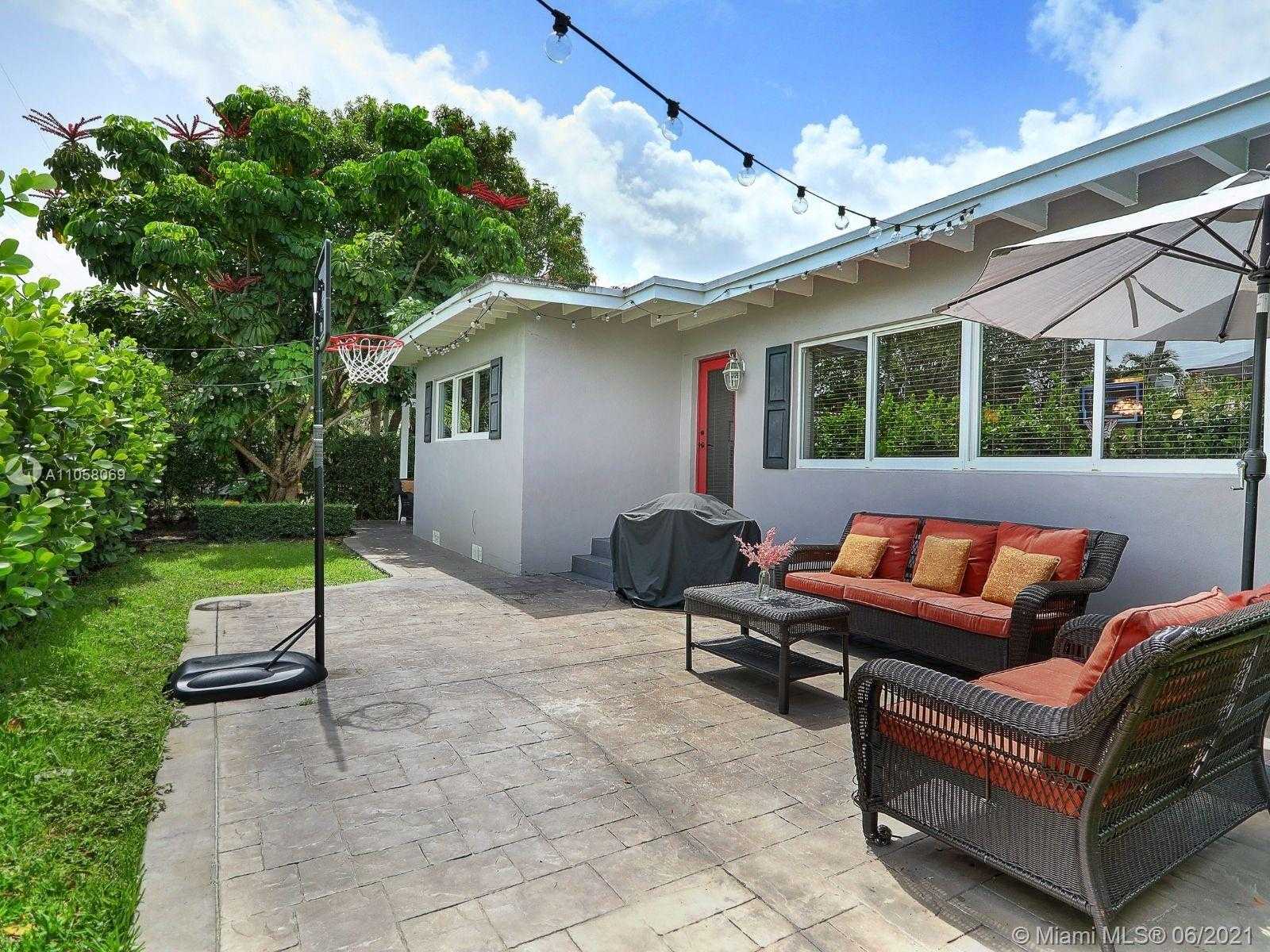 Small Image of 6347 SOUTH WEST 10 TER, West Miami Number 17