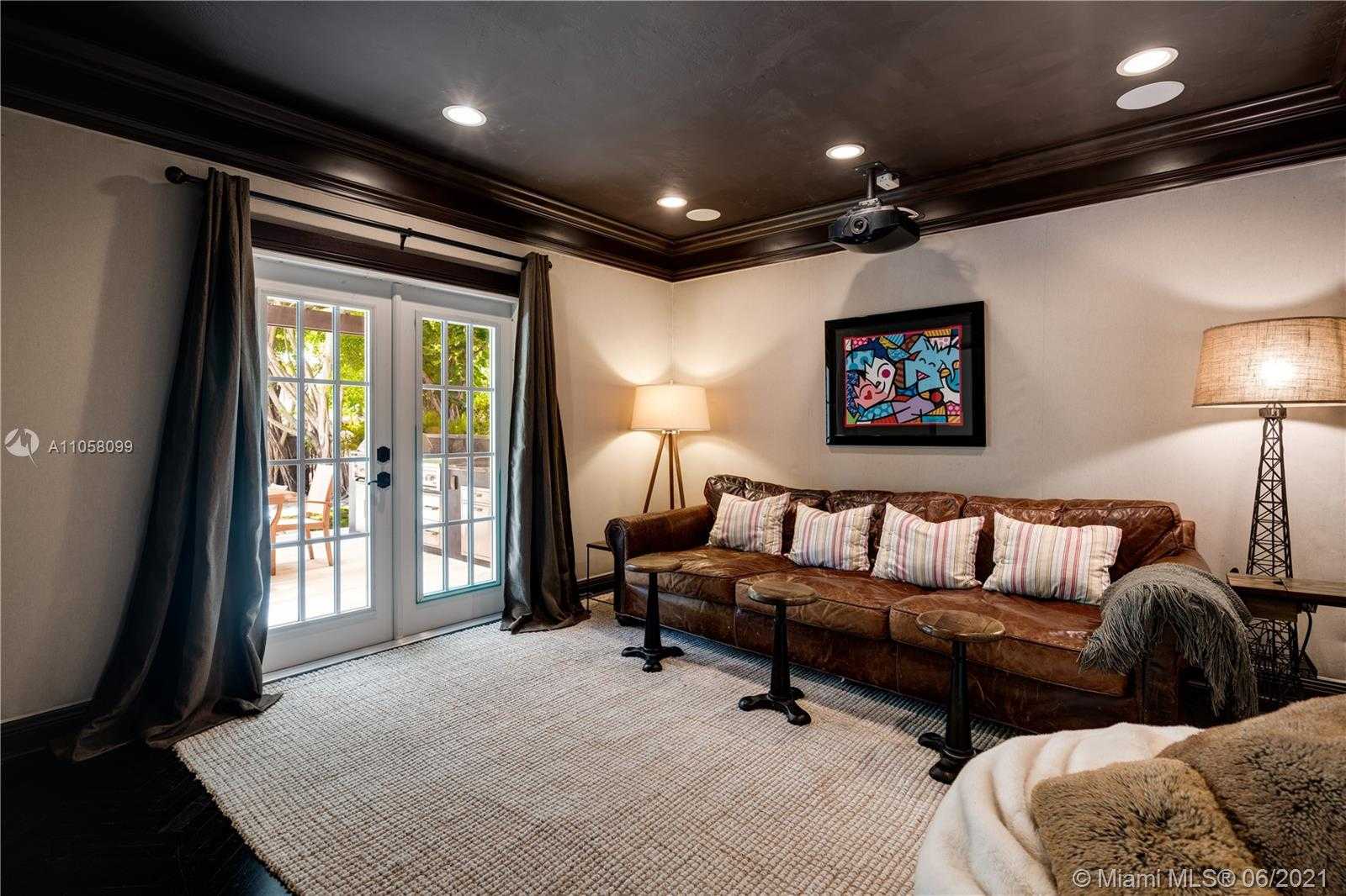 Small Image of 4288 SOUTH DOUGLAS RD, Coconut Grove Number 25