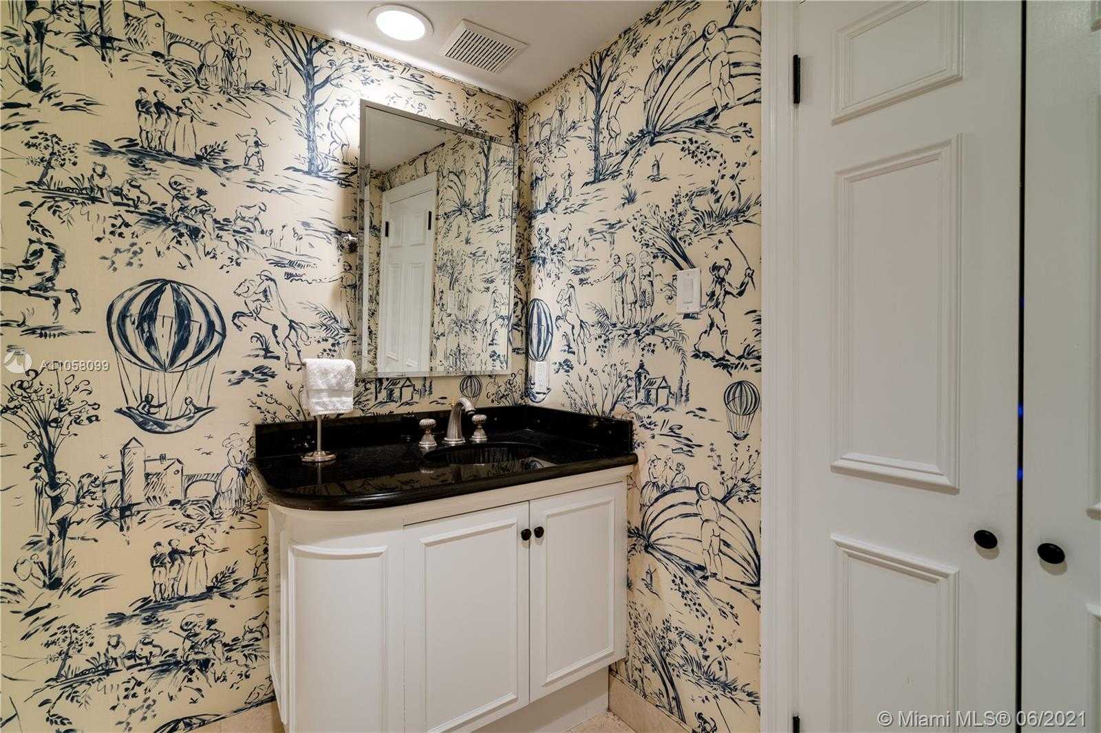 Small Image of 4288 SOUTH DOUGLAS RD, Coconut Grove Number 26