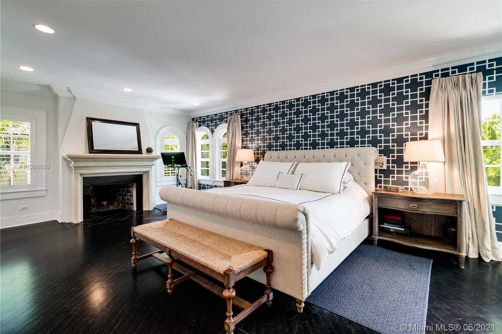 Small Image of 4288 SOUTH DOUGLAS RD, Coconut Grove Number 29