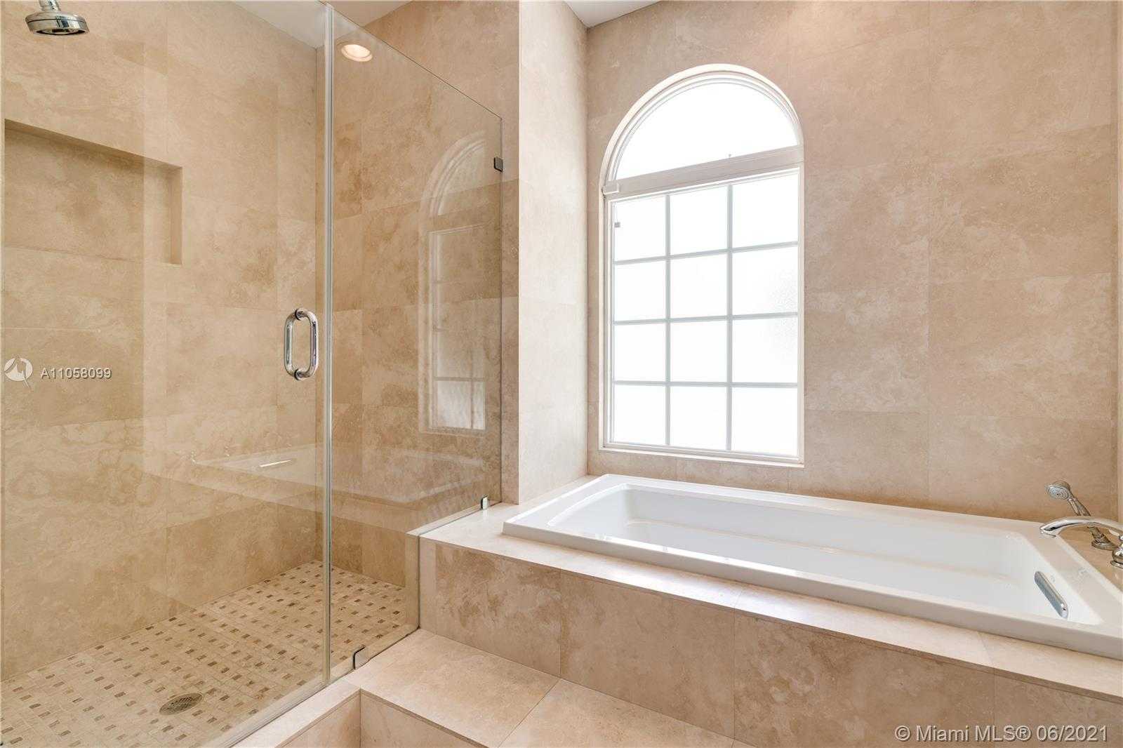Small Image of 4288 SOUTH DOUGLAS RD, Coconut Grove Number 41