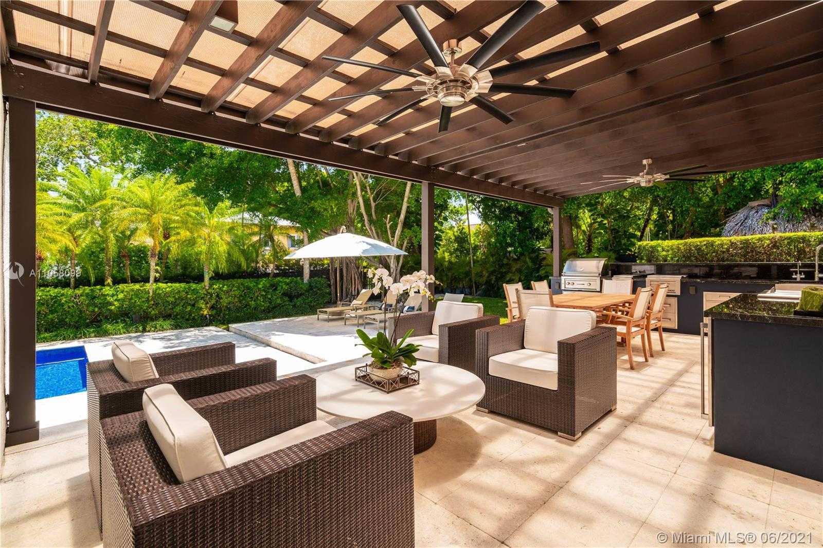 Small Image of 4288 SOUTH DOUGLAS RD, Coconut Grove Number 51