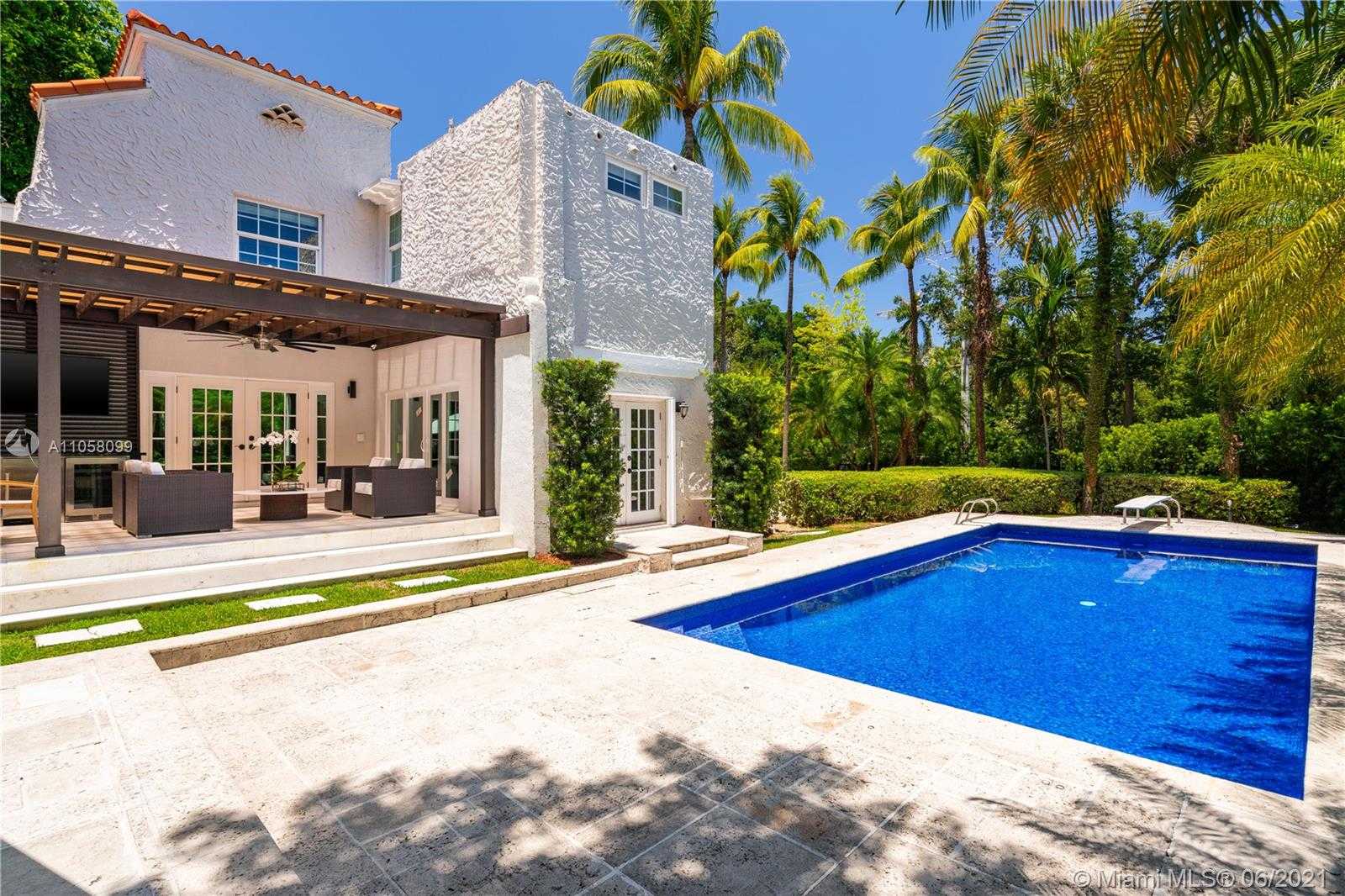 Small Image of 4288 SOUTH DOUGLAS RD, Coconut Grove Number 52