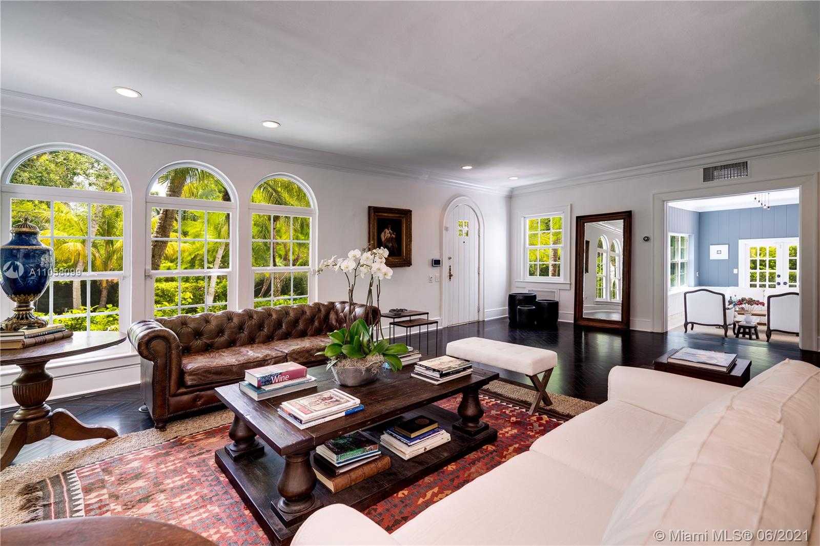 Small Image of 4288 SOUTH DOUGLAS RD, Coconut Grove Number 8