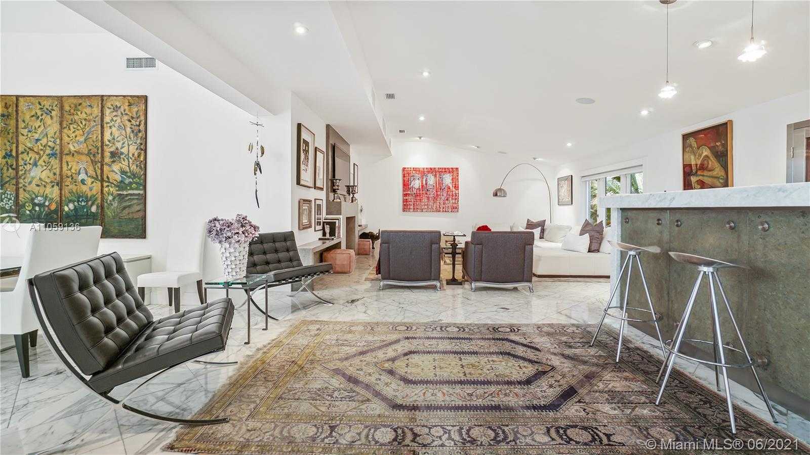 Small Image of 755 BLUE RD, Coral Gables Number 11