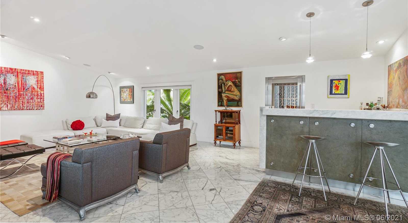 Small Image of 755 BLUE RD, Coral Gables Number 12