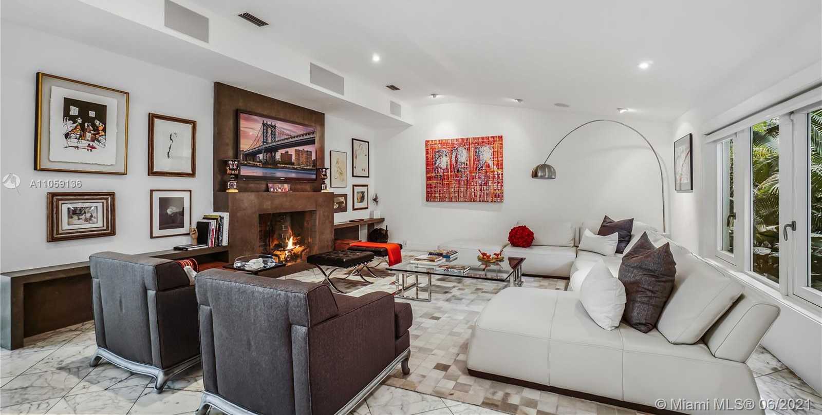 Small Image of 755 BLUE RD, Coral Gables Number 13