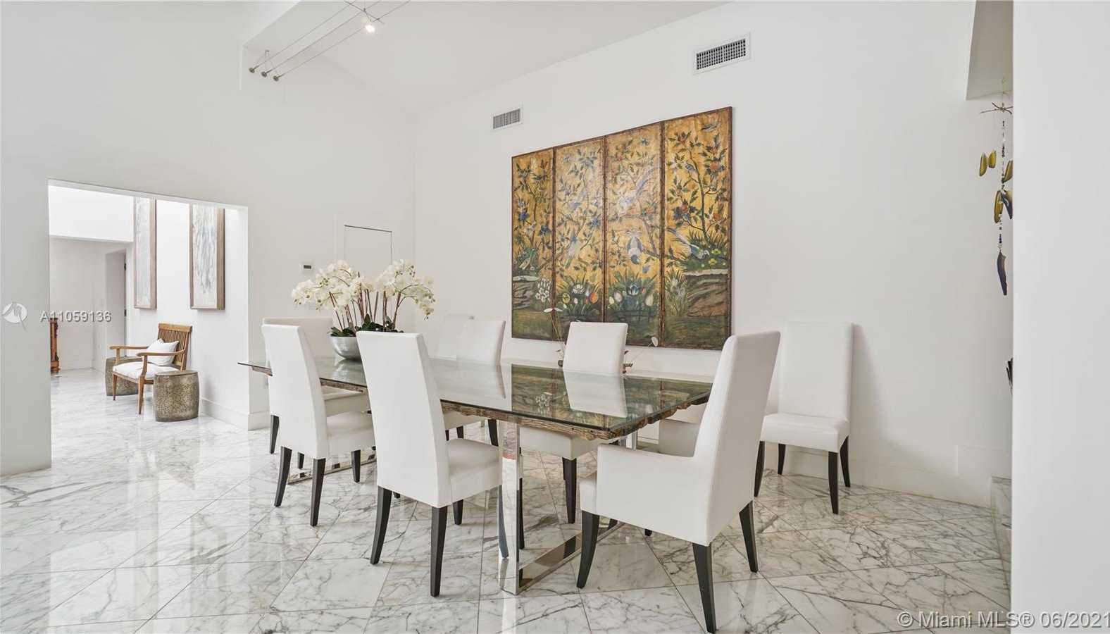 Small Image of 755 BLUE RD, Coral Gables Number 18