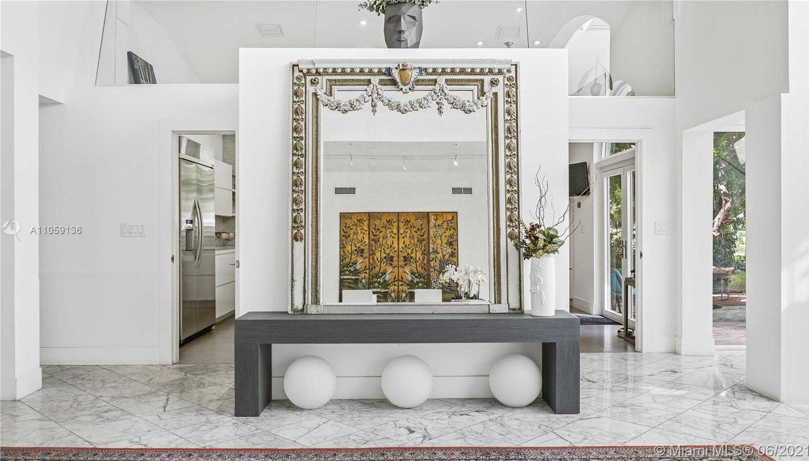 Small Image of 755 BLUE RD, Coral Gables Number 20