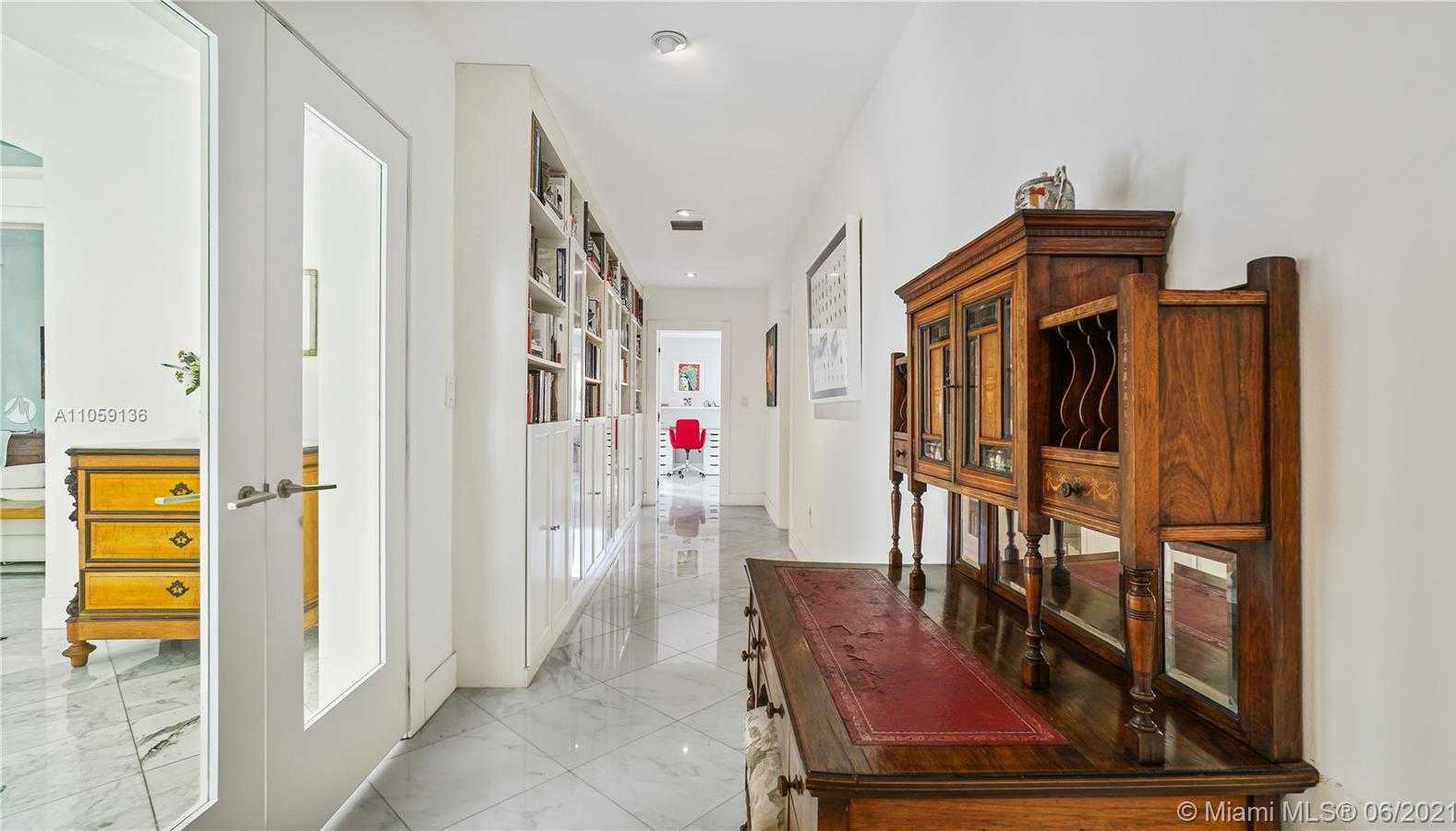 Small Image of 755 BLUE RD, Coral Gables Number 34