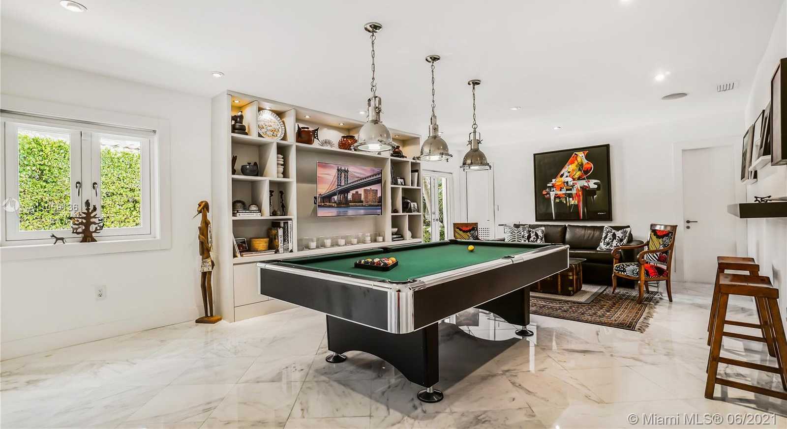 Small Image of 755 BLUE RD, Coral Gables Number 35