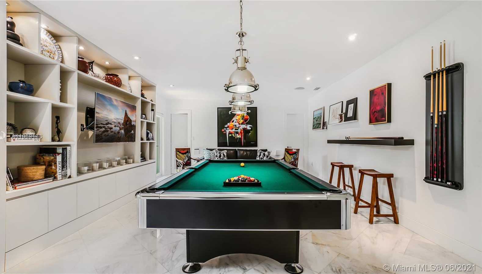 Small Image of 755 BLUE RD, Coral Gables Number 36