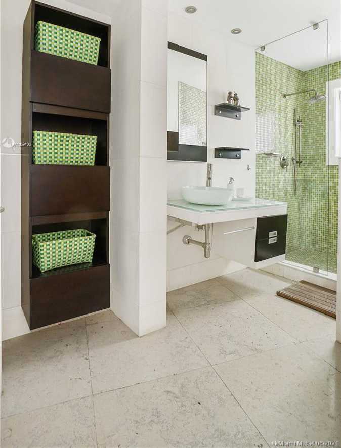 Small Image of 755 BLUE RD, Coral Gables Number 43