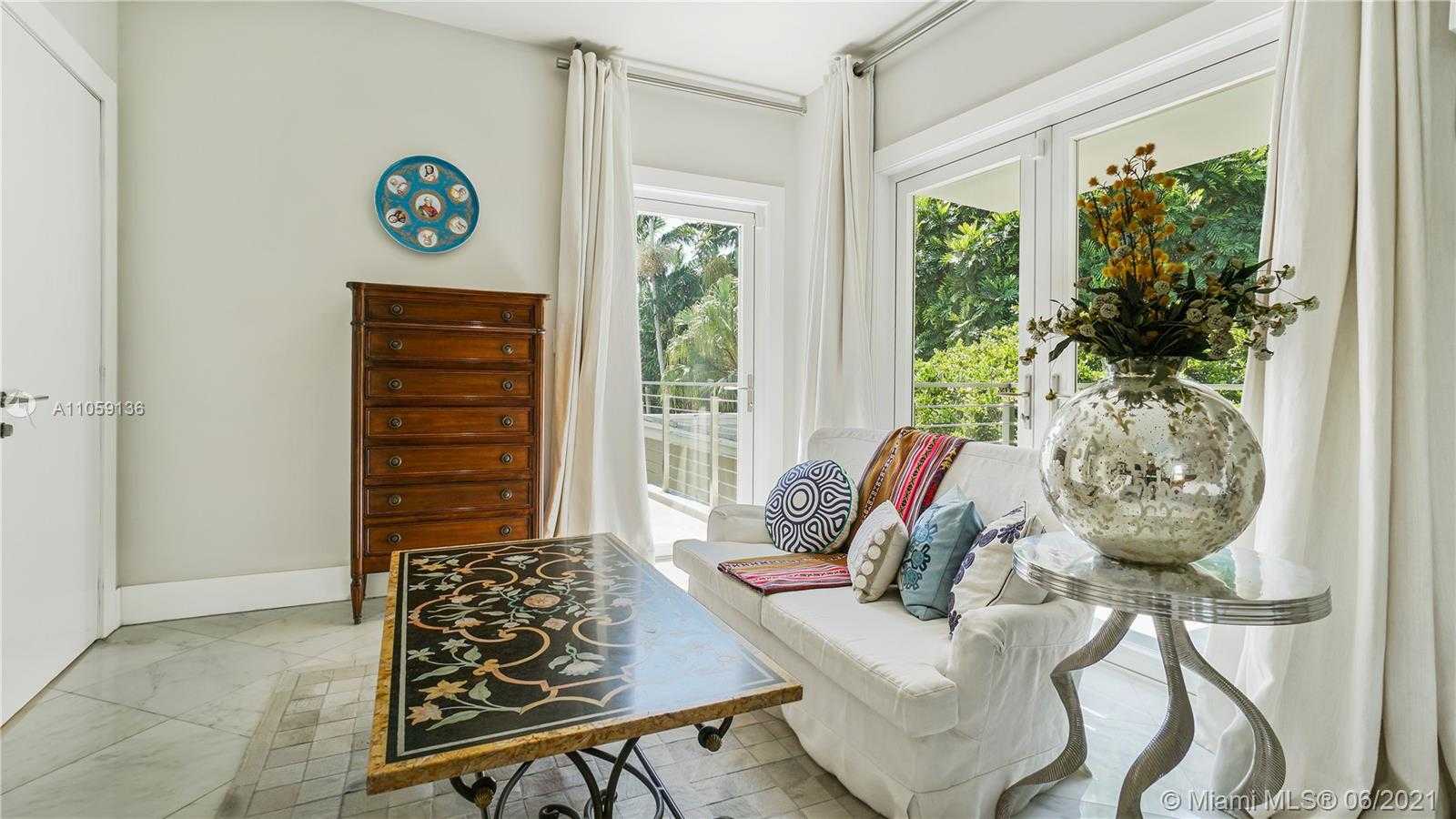 Small Image of 755 BLUE RD, Coral Gables Number 57