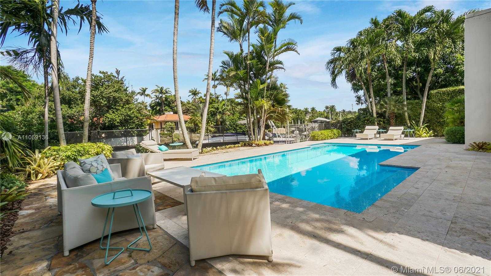 Small Image of 755 BLUE RD, Coral Gables Number 72