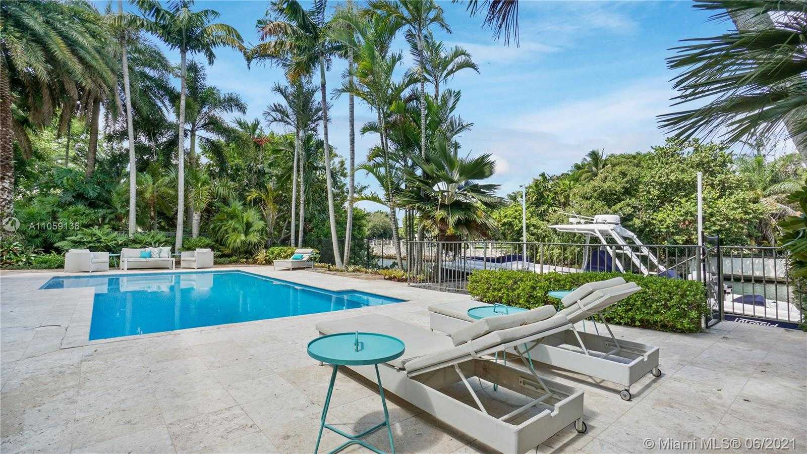 Small Image of 755 BLUE RD, Coral Gables Number 73