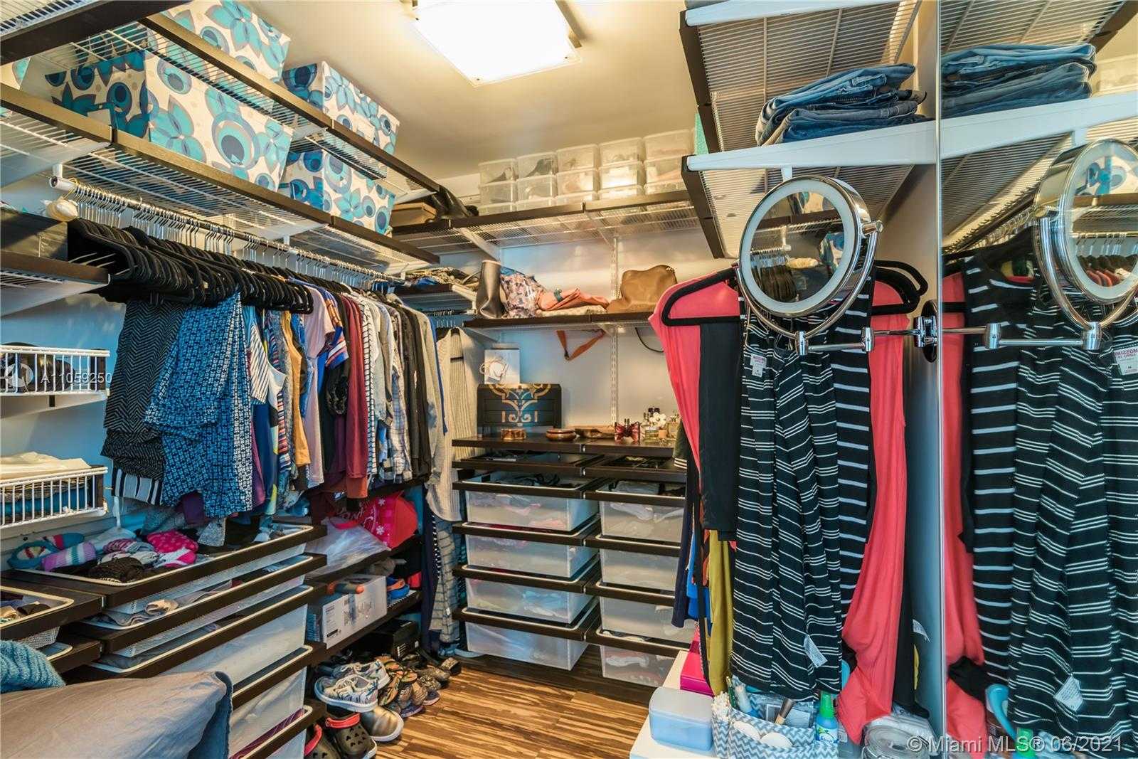 Small Image of 14300 CYPRESS CT, Miami Lakes Number 21
