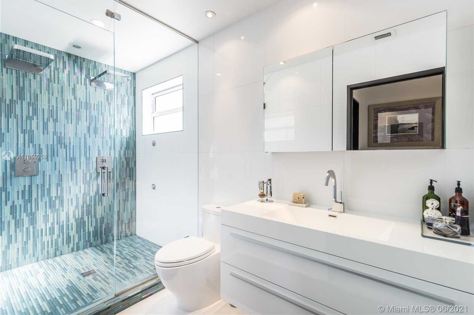 Small Image of 14300 CYPRESS CT, Miami Lakes Number 22