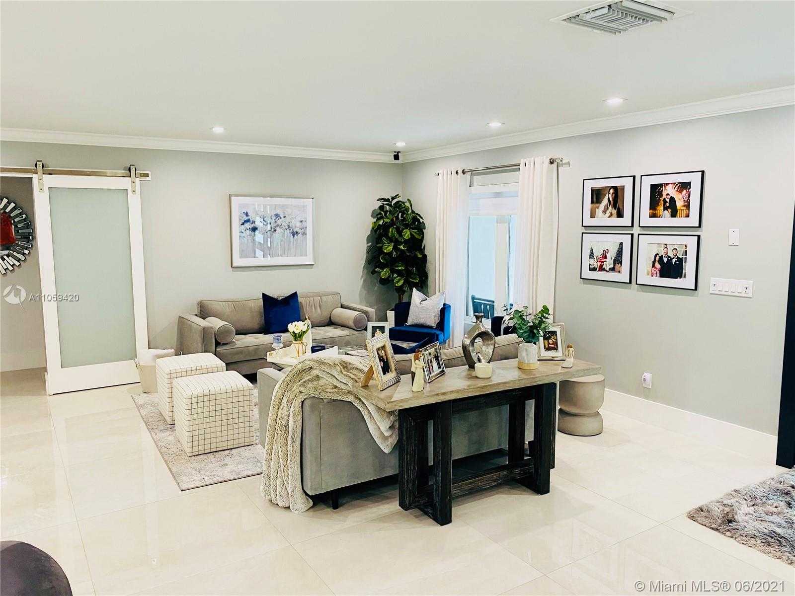 Small Image of 9345 SOUTH WEST 142ND ST, Miami Number 6