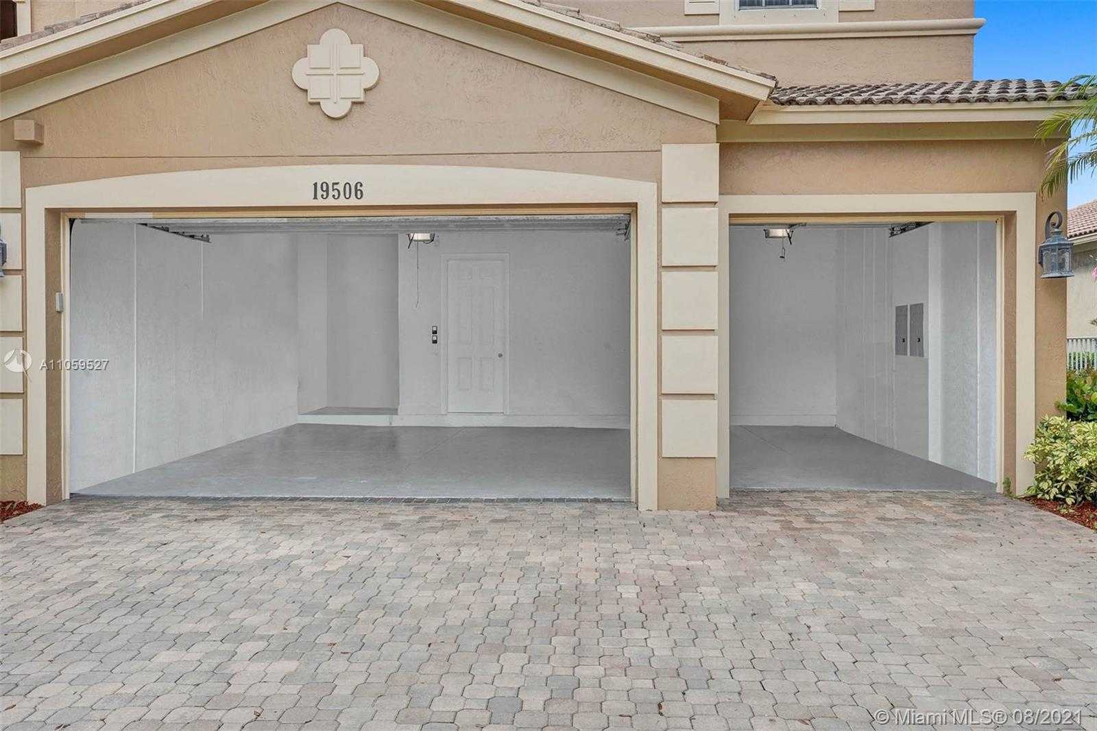 Small Image of 19506 NORTH COQUINA WAY, Weston Number 7