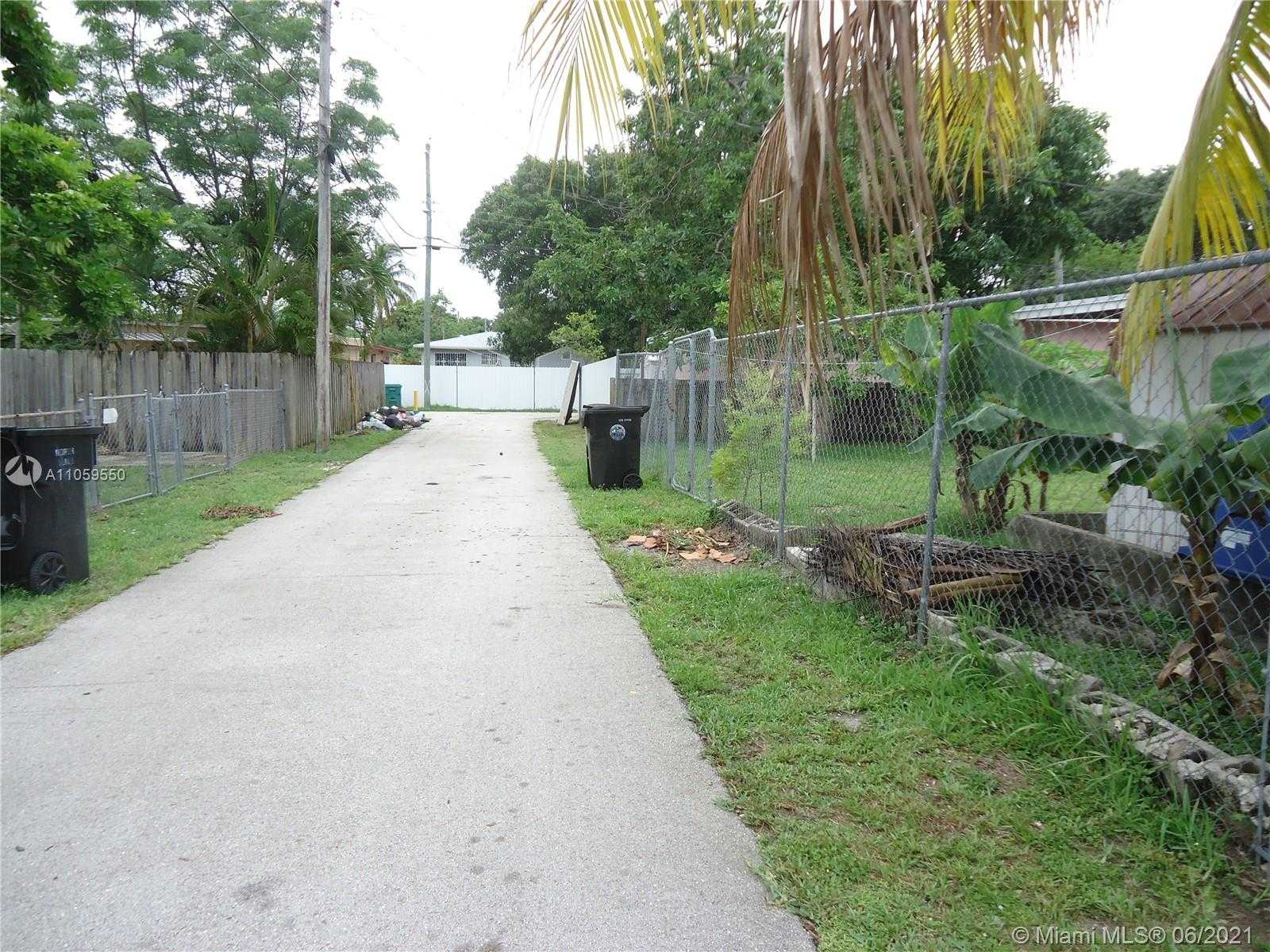 Small Image of 1350 NORTH EAST 153RD ST, North Miami Beach Number 29