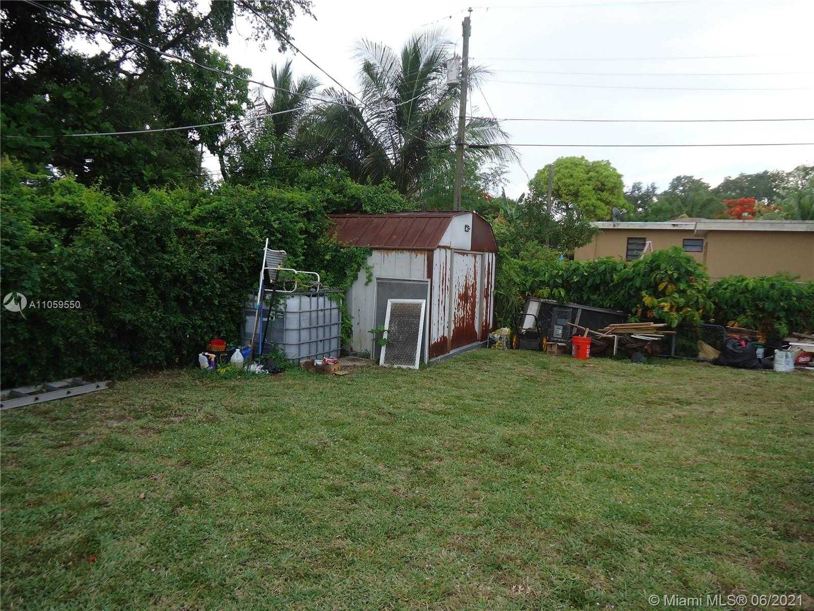 Small Image of 1350 NORTH EAST 153RD ST, North Miami Beach Number 31