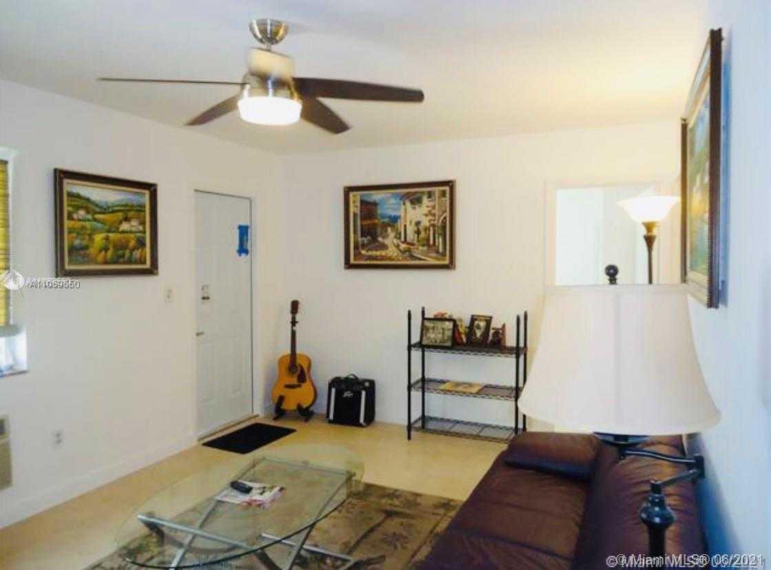 Small Image of 1350 NORTH EAST 153RD ST, North Miami Beach Number 4