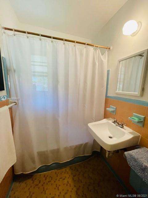 Small Image of 1350 NORTH EAST 153RD ST, North Miami Beach Number 45