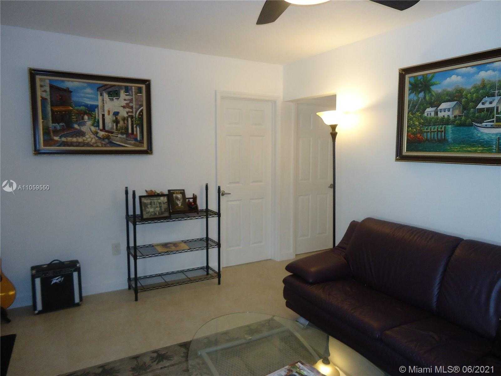 Small Image of 1350 NORTH EAST 153RD ST, North Miami Beach Number 7