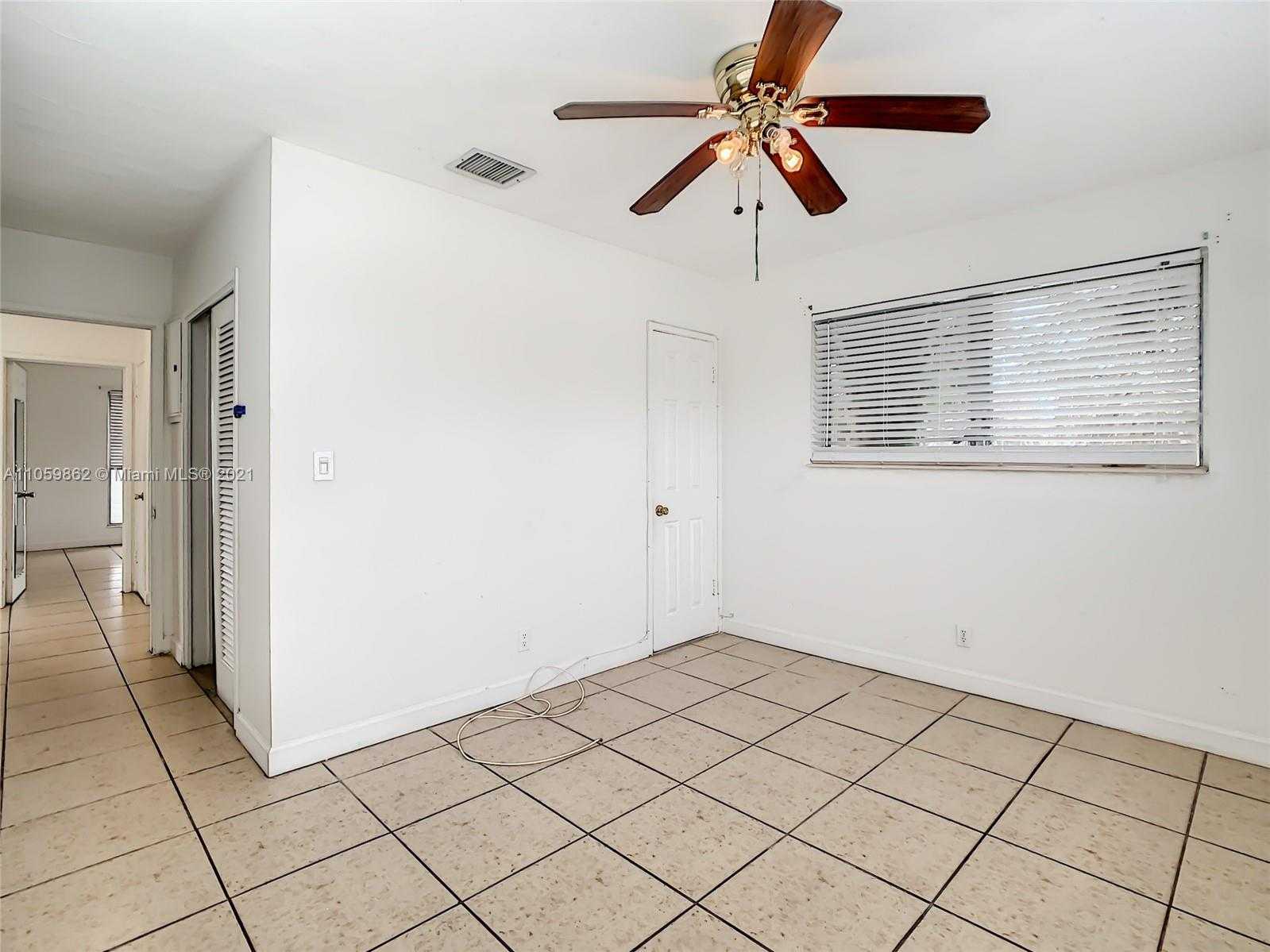 Small Image of 1001 ORANGE ISLE, Fort Lauderdale Number 20