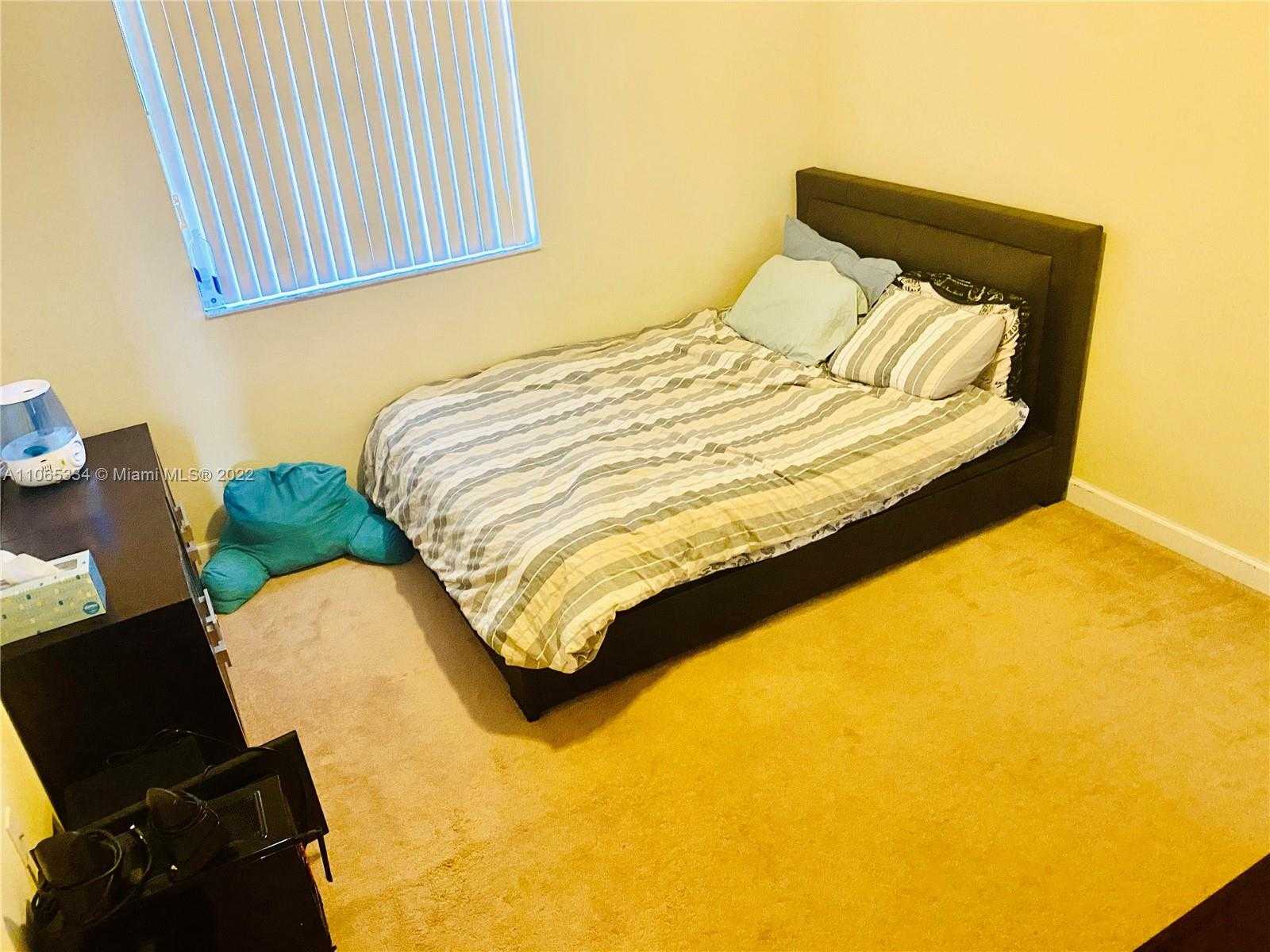 Small Image of 8748 WEST 33RD AVE, Hialeah Number 20