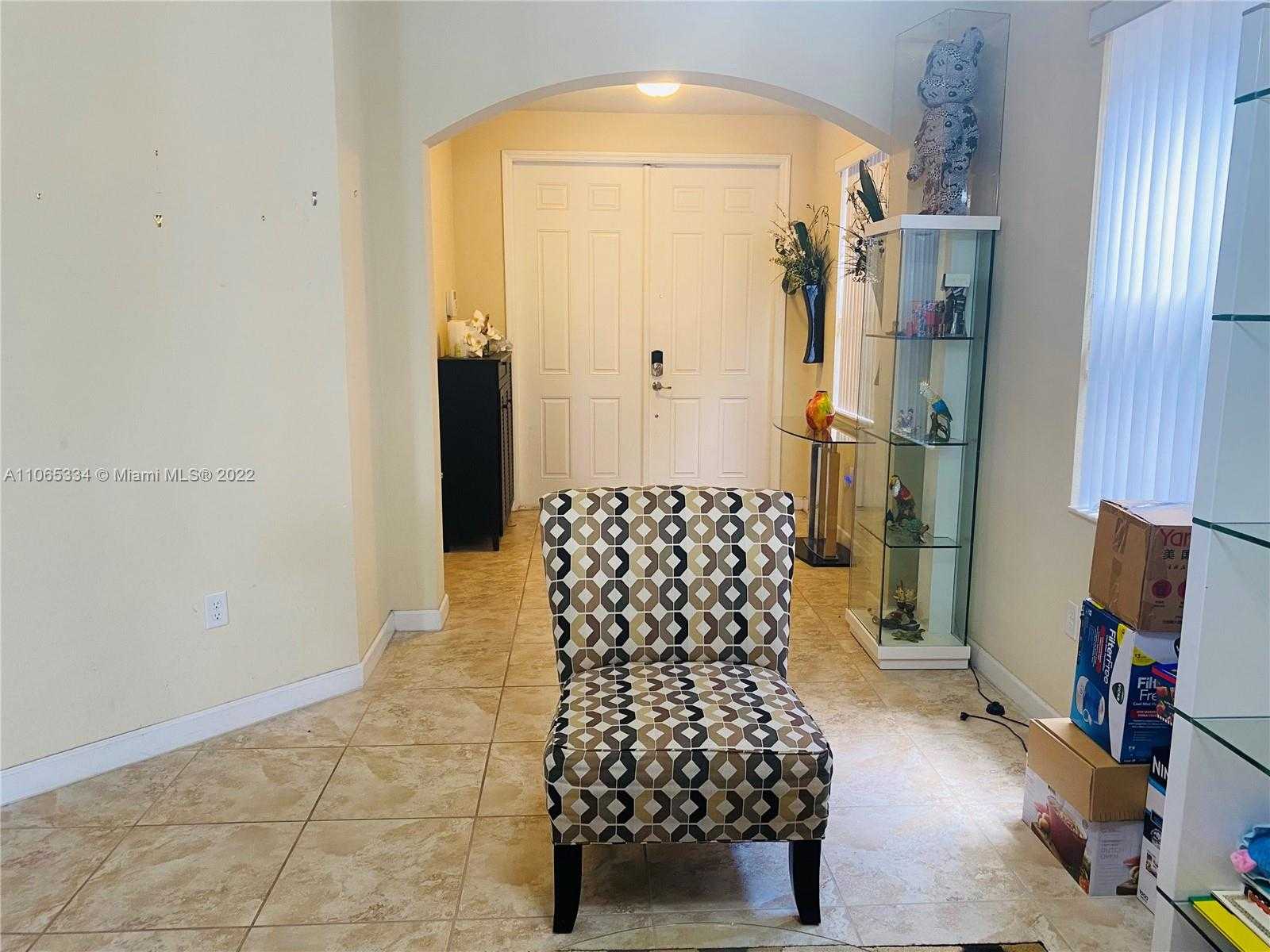 Small Image of 8748 WEST 33RD AVE, Hialeah Number 23