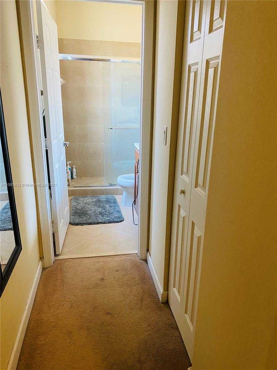 Small Image of 8748 WEST 33RD AVE, Hialeah Number 24