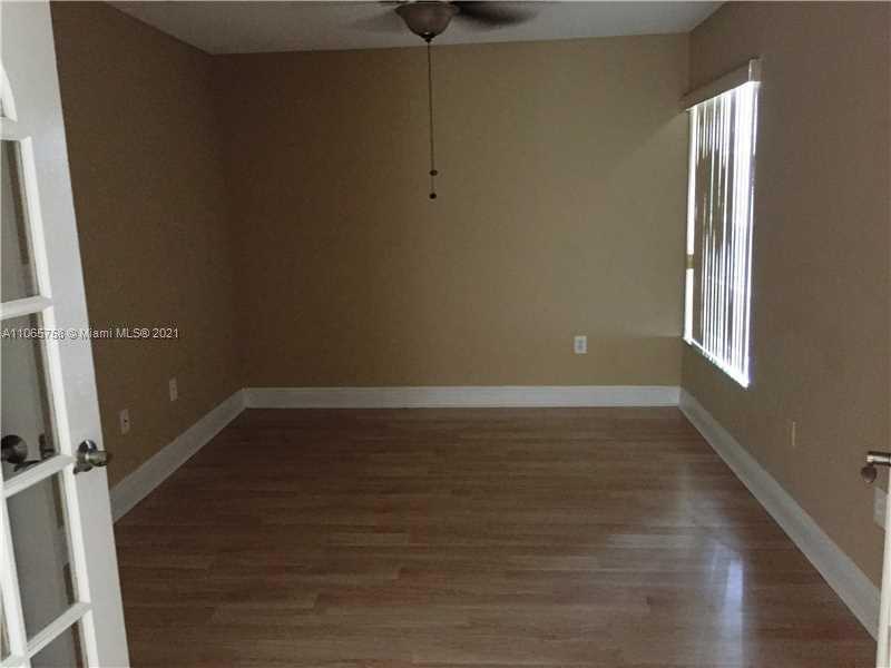Small Image of 5757 NORTH WEST 97TH PL, Doral Number 6
