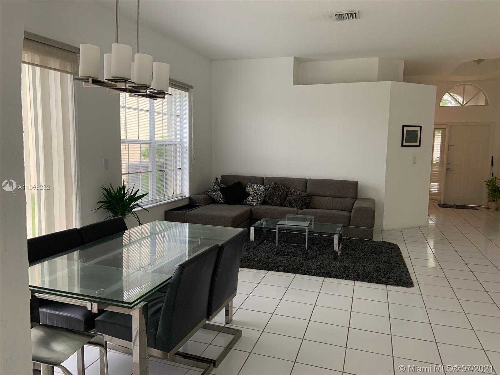 Small Image of 10613 NORTH WEST 57TH ST, Doral Number 13