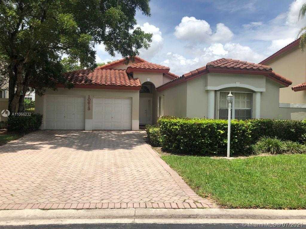Small Image of 10613 NORTH WEST 57TH ST, Doral Number 2