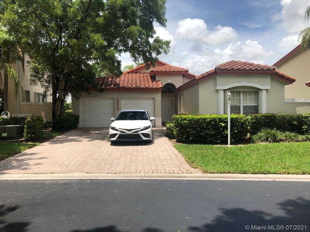 Small Image of 10613 NORTH WEST 57TH ST, Doral Number 3